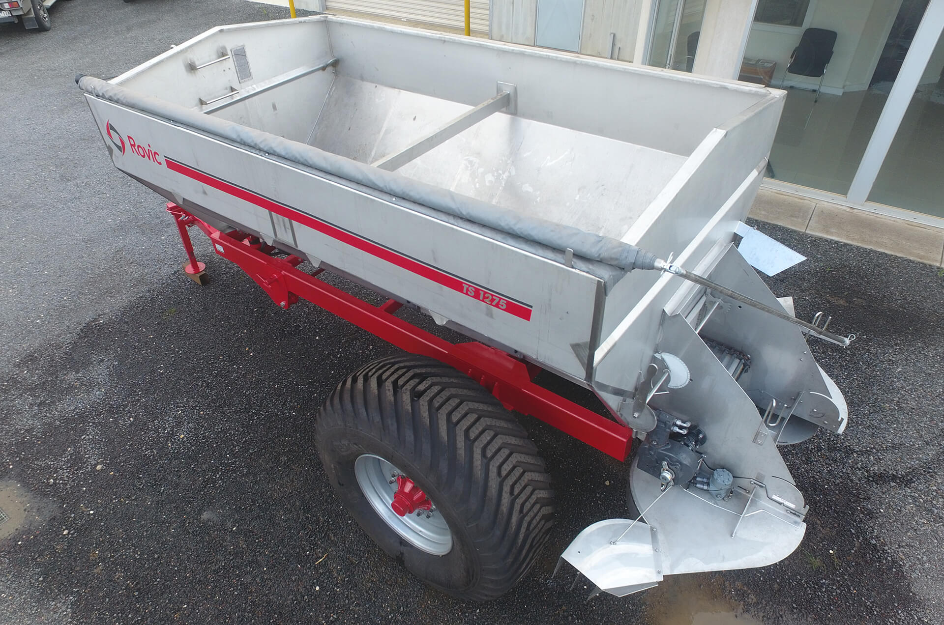 Rovic Agri - Spreader Top View